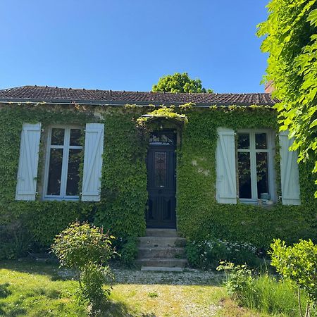 Cottage-Saint Laurent Sur Sevre Kültér fotó